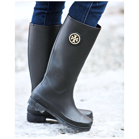 Tory Burch Shoes - Tory Burch : size 9 : classic ‘sarah’ logo knee high rain winter fall snow boots